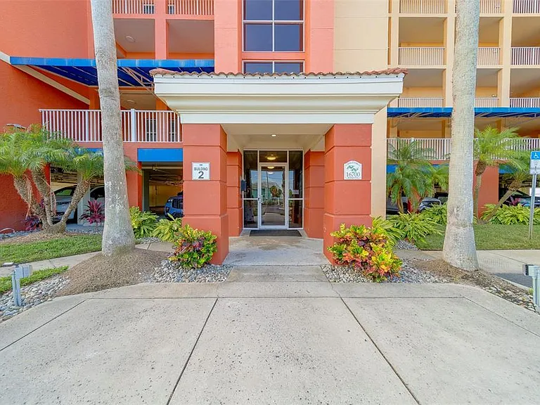 16700 Gulf Blvd #423 — Photo 3