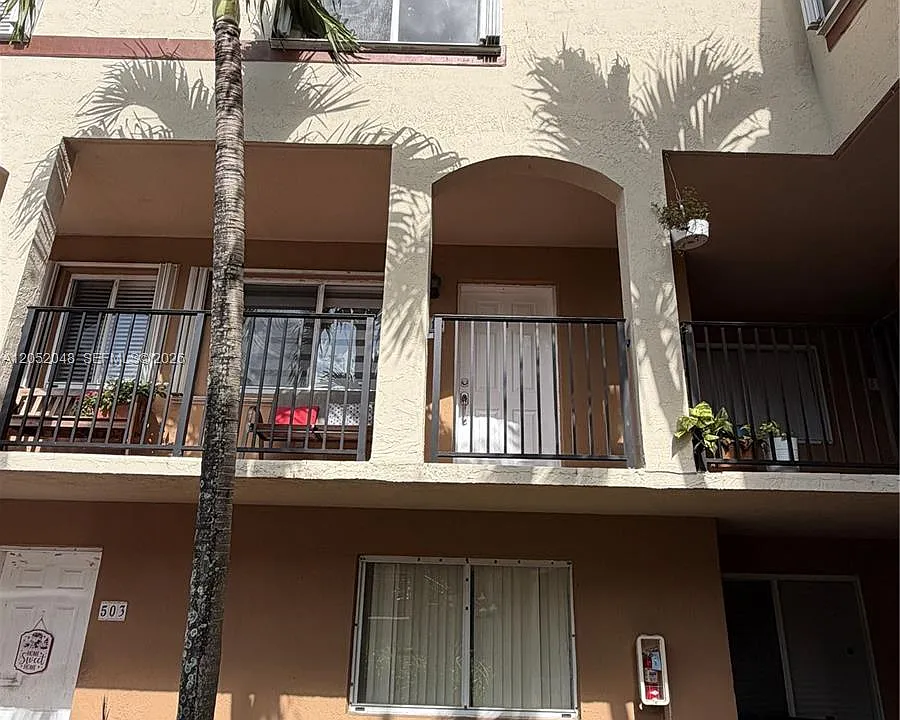 551 NW 82nd Ave #516