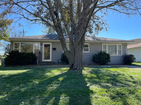 112 E Elk Street, Carthage, MO 64836