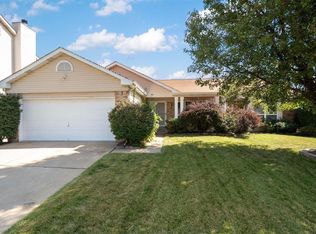 4 Morning Mist Ct, Saint Peters, MO 63376
