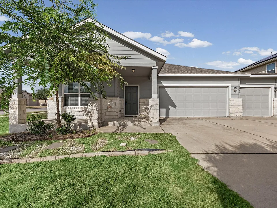 1532 Maier Dr