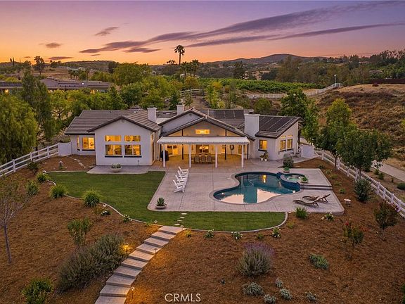 2nd image of 41110 Los Ranchos Cir