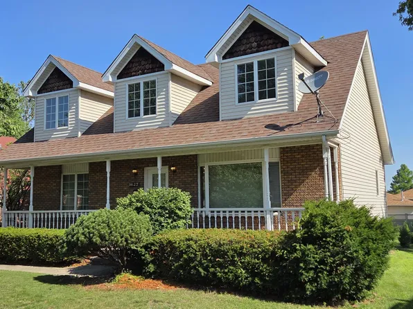 1627 Ridge Rd, Munster, IN 46321
