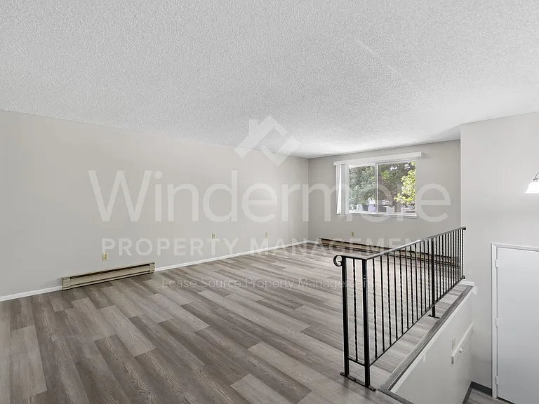 2121 S Herald Rd — Photo 10