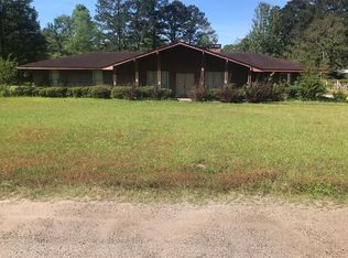 1110 Walley Dr, Waynesboro, MS 39367