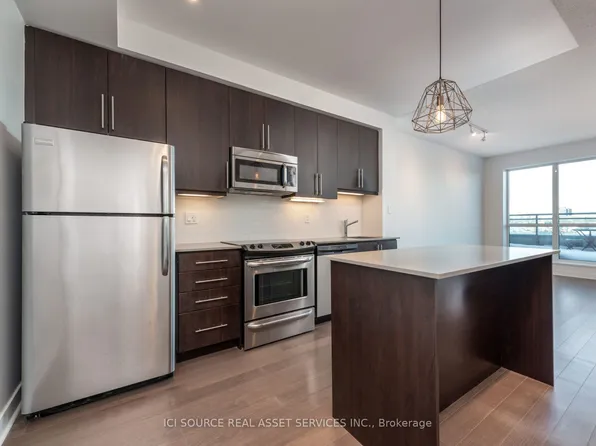 1169 Queen St W #509, Toronto, ON M6J 0A4