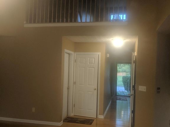 3rd image of 3267 Scioto Bend Dr