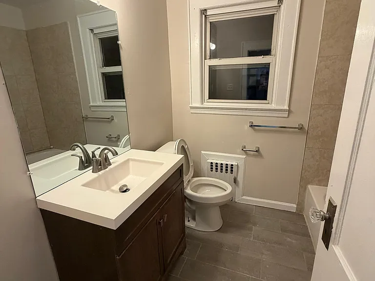 235 Westfield Ave #2 — Photo 6
