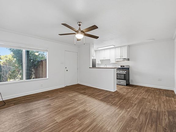 2nd image of 7 Merrydale Rd #2