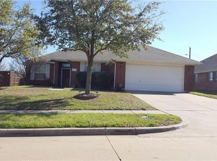 1018 Fieldstone Dr, Cedar Hill, TX 75104