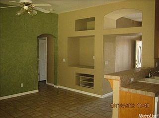 4th image of 8992 Pembridge Dr