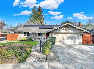 501 Azalea Way, Vacaville, CA 95688