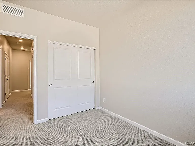 1849 S Poplar Ct — Photo 11