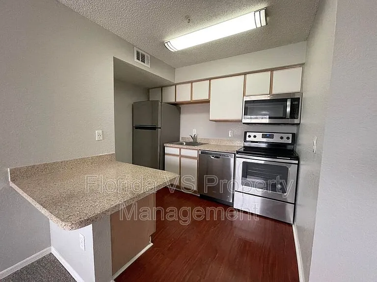2206 Antigua Pl #1037 — Photo 4