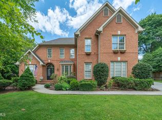 17 Cox Farm Ct, Johnson City, TN 37601