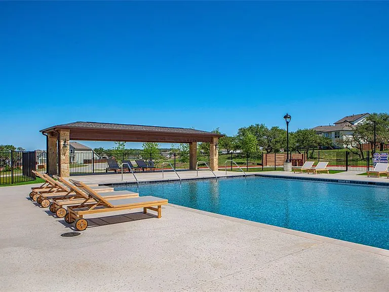 8517 Grenadier Dr — Photo 34