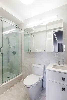 Rented by UES Management | media 67