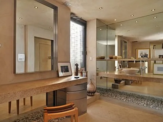 Sold by Corcoran | media 27
