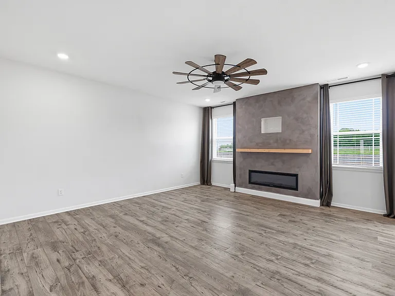 1432 Hat Band St — Photo 6