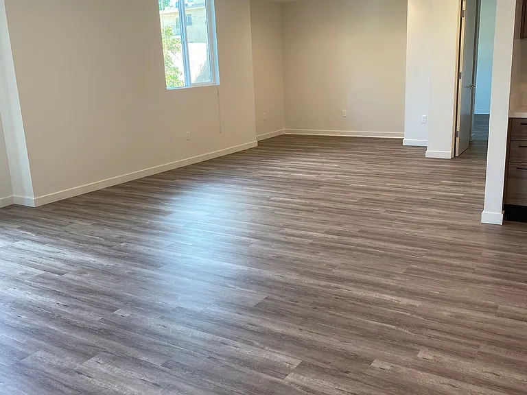 5327 Hermitage LLC — Photo 19