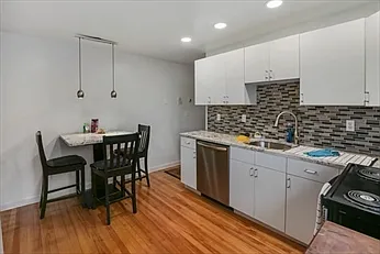 1 bed, 775 sqft, $1,750 — Photo 4