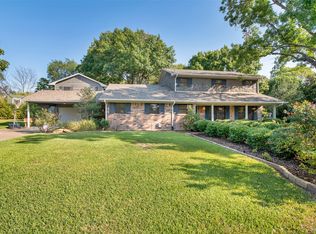 1701 Skyline Dr, Sherman, TX 75092