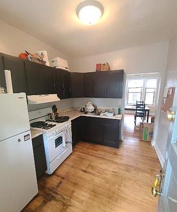 2nd image of 4031 N Kedvale Ave #2