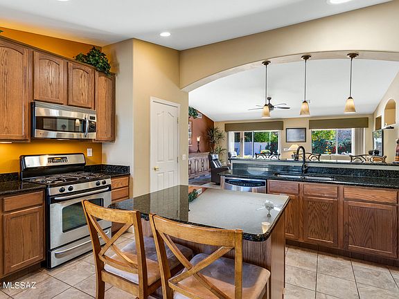 4th image of 39747 S Sand Crest Dr