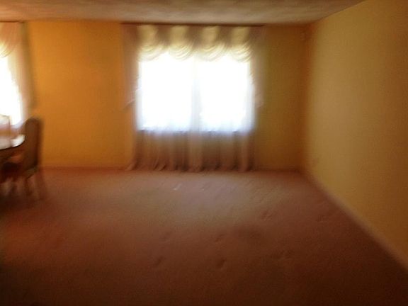 5th image of 26 N Mustin Dr