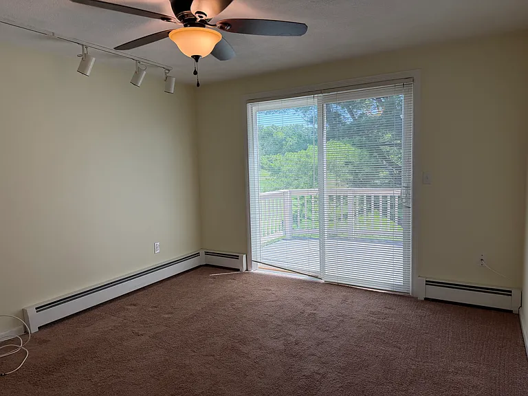 29 D Swan Ct — Photo 10