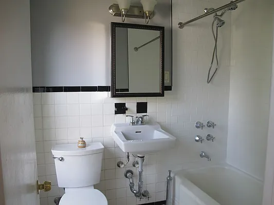 Rented by Dwell Residential Inc | media 15