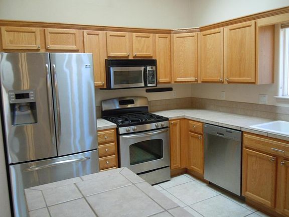 4th image of 10224 Jarash Pl NE