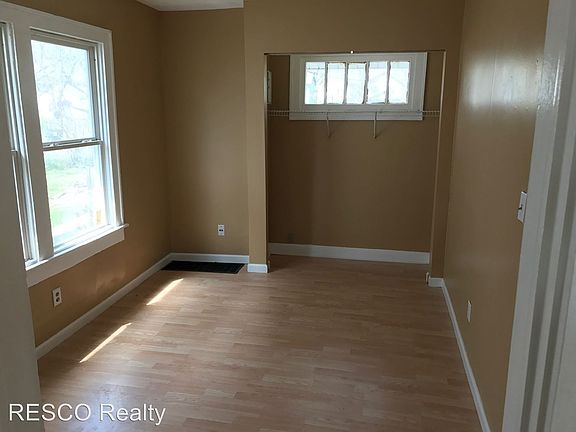 4th image of 952 Chittenden Ave