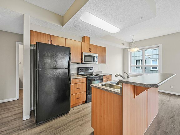 5th image of 11109 84th Ave NW #305