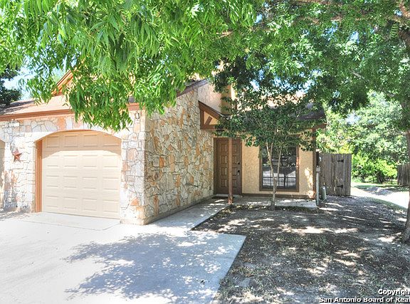2nd image of 8511 Stonebridge APT 2