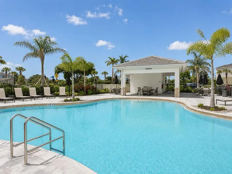 15144 Cuzcorro Ct — Photo 31
