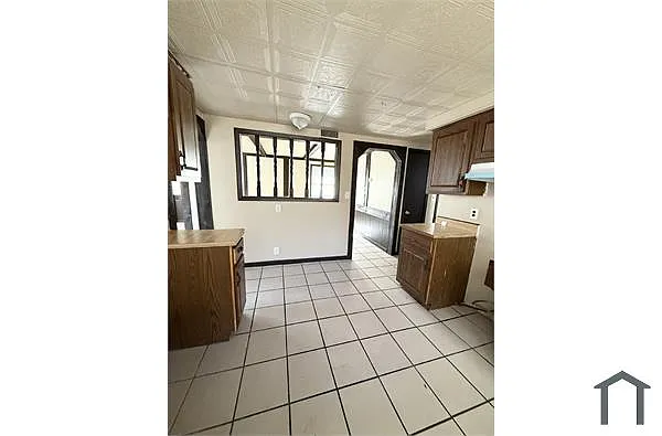 Building Photo - 6537 N 58th St