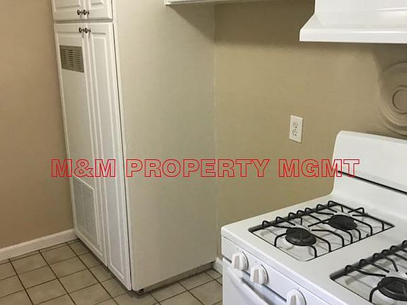 4th image of 7418 25th Ave