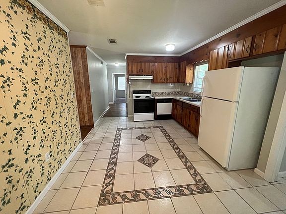 4th image of 5442 White Cedar Ln