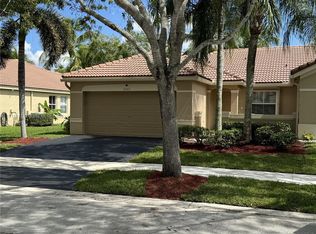 2002 Andromeda Ln, Weston, FL 33327