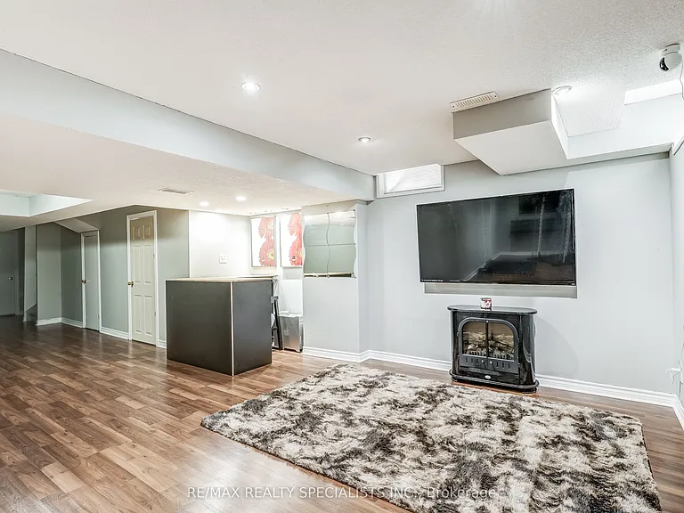 18 Rogers Trl — Photo 27