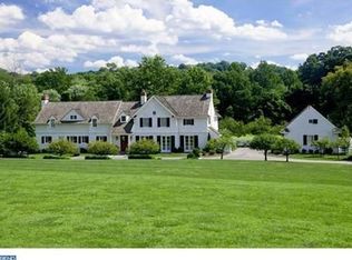 1272 Gulph Creek Dr, Wayne, PA 19087