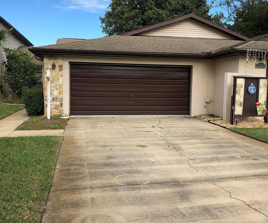 1st image of 103 Deer Lake Cir