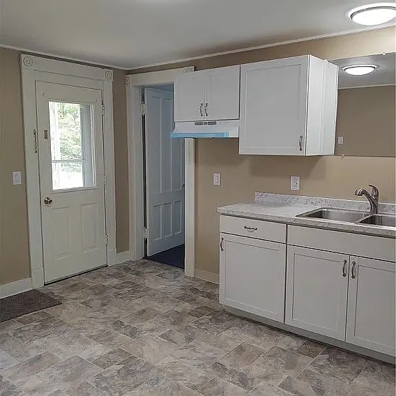 306 W Main St #306 — Photo 5