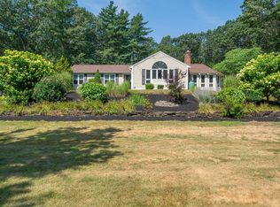 88 Marblehead Rd, Windham, NH 03087