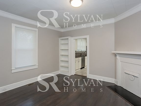 5th image of 411 Ross Ave