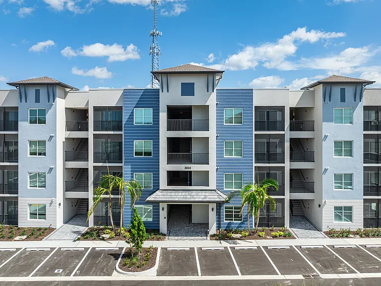 Azalea Park Apartments — Photo 17