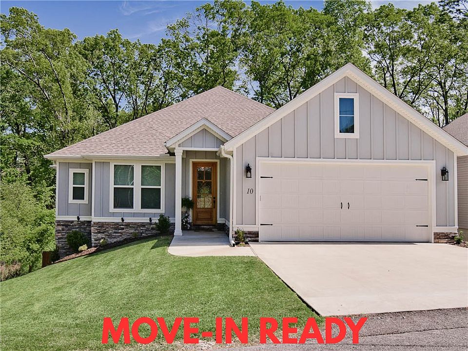 1st image of 10 Clevedon Cir
