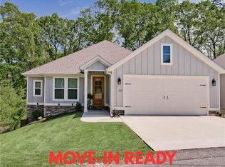 10 Clevedon Cir, Bella Vista, AR 72715