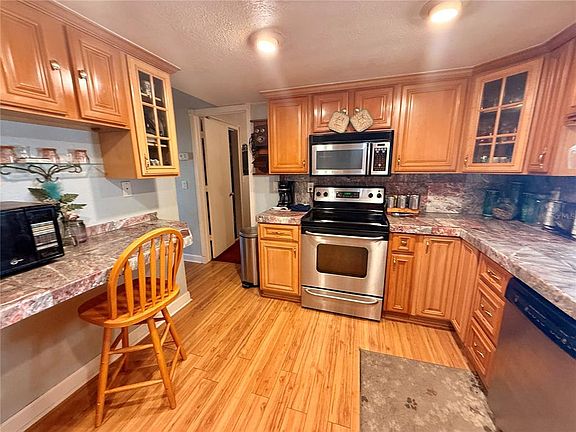 3rd image of 11019 Basquin Ct